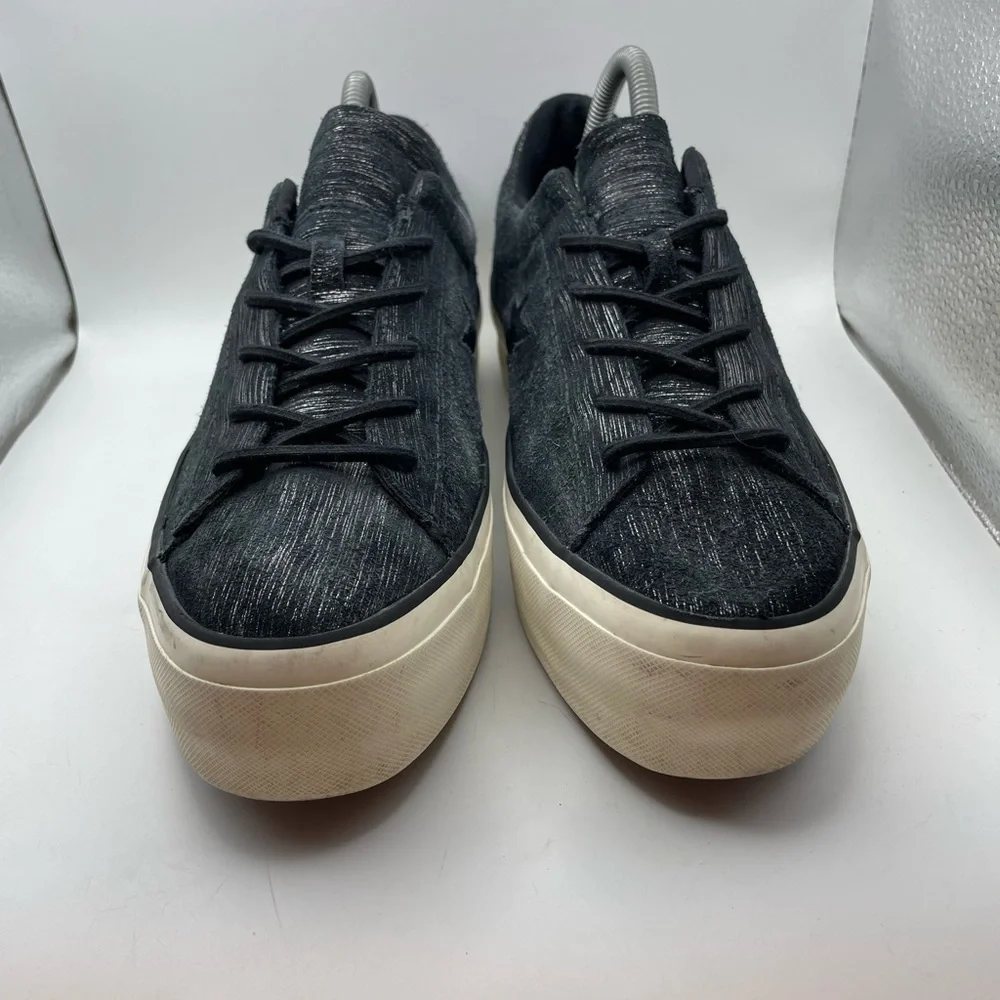 Converse One Star black suede platform sneakers size 9